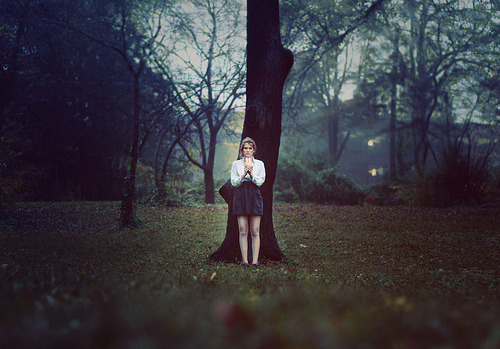 hardlyhere:  chloeelise:  moriahfreed:  theconsofbeingawallflower:  bruised (via