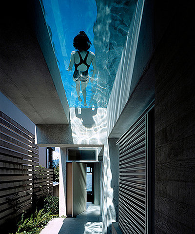 zombiekookie:  isapretender:  FFFFOUND! | Design Crisis » Blog Archive » Open house, insert pool.   That’s just awesome looking!