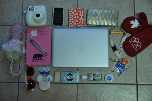 fuckyeahwhatsinyourbag:  Submitted by: Sherry-Lu (Tumblr | .Com)