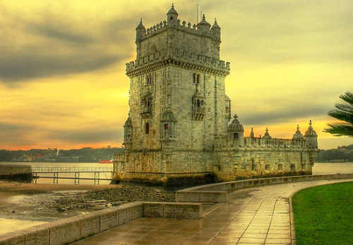 “Torre de Belém….” Fine Art Print by terezadelpilar [4510398-1] - RedBubble