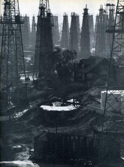 Scans from Energy, Life Science Library, 1963 Oil rigs on Signal Hill, near Long Beach; photo by Andreas Feininger, 1947via weetstraw