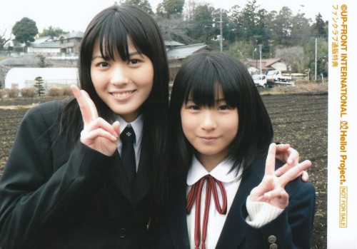 矢島舞美 福田花音 vitaminzyx: lookalikelike:  (via maiha)
