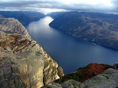 Kjerag, NorwayBy Sandro Mancuso