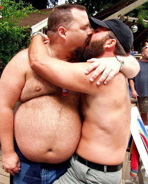 (via bigdudesarehot, chubhub)