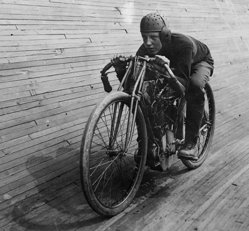 Motordrome racer on an Excelsior motorcycle photographer unknown, ~1914 via: theselvedgeyard