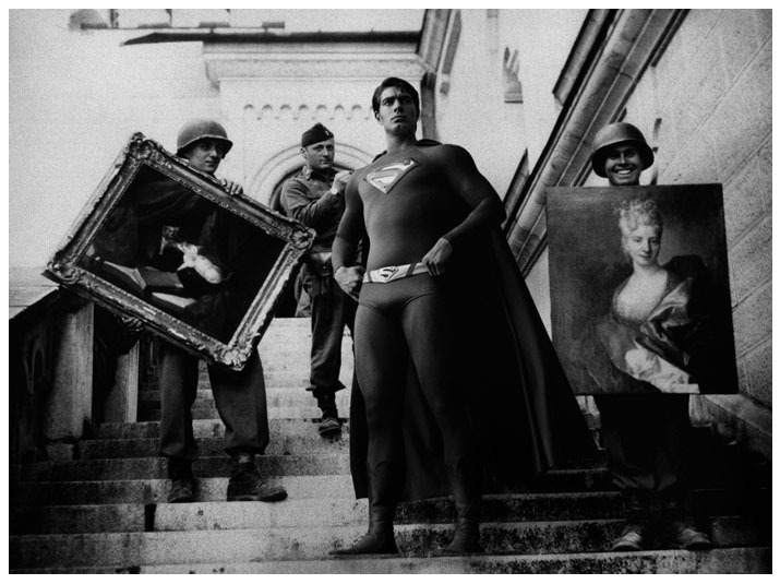 Neuschwanstein 1945 Soldiers from the 7th US Army carry the priceless artworks down