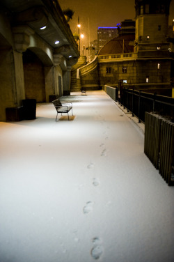 bubbleant:  anonymousmidwest:  Aparantly, I’m the only one dumb enough walk 3 miles in 18 degree weather with single digit windchill while it’s snowing. Shucks… I can’t see why?!  Favorite thing about this image: The footprints. I love the solitude