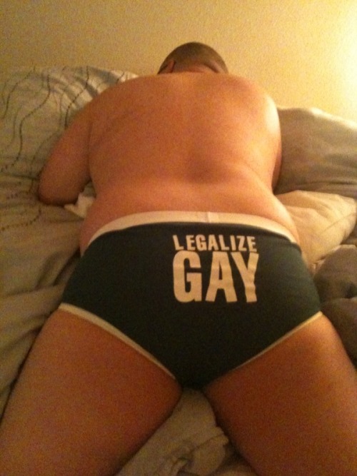 gordounder:  darthcubby:  brandpuma:  chubsinundies:  bearsinbriefs:  (via electricunderwear, panda-burr) I approve    