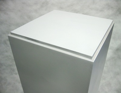 A recent pedestal commis­sioned by Sperone Westwater.