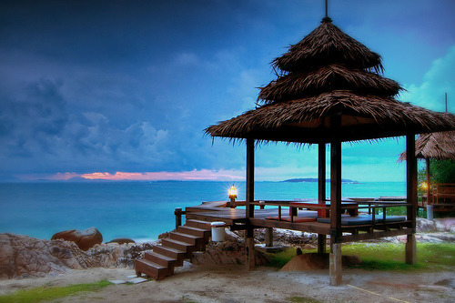 Waiting for Sunset (via kktp_)