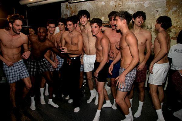 Into lads in white nike sports socks