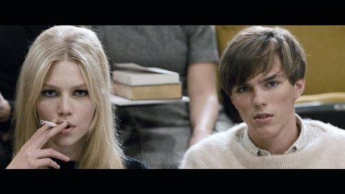 hannastrainstation:  girlinlondon:  nicolesienna:  (via elohbee) nicholas hoult     he looks alot nicer with lighter hair, methinks.