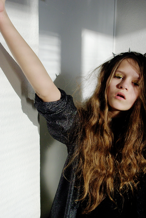 sugarspun:  she’s 12 ok   blimey!