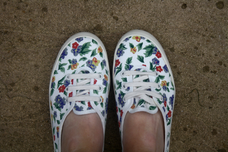 goodgirlsgotoheaven:  (via pipedreamfantasy) want!   yay i have them!