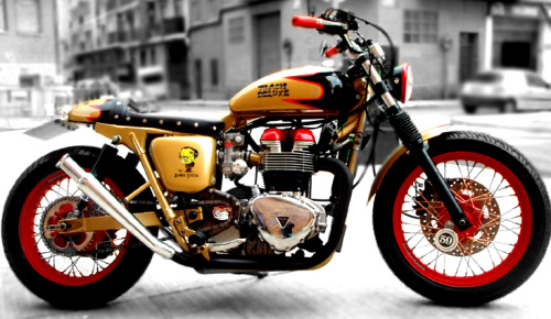 “The Zombie Special”. (via 8negro)