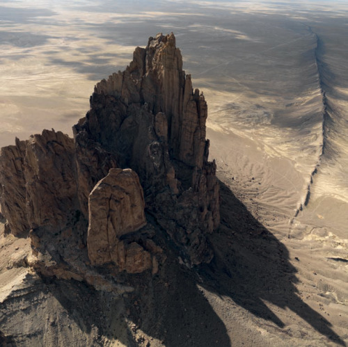 © Bernard Edmaier | Shiprock, New Mexico, USA.