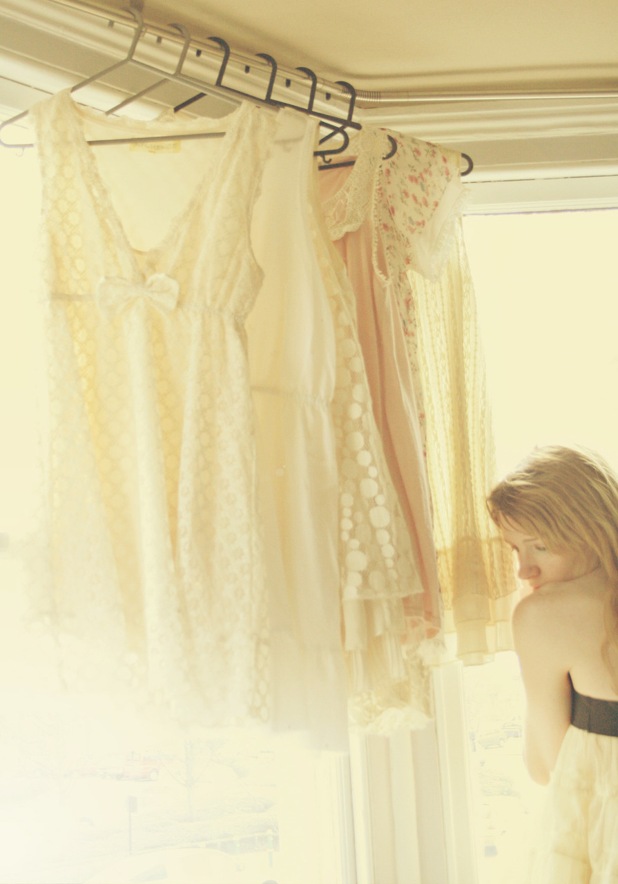 gingerlillytea:  lace and honey 