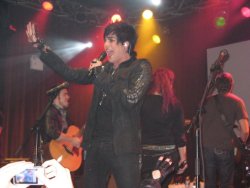 flxfelicis:   Adam Lambert, Kris Allen and