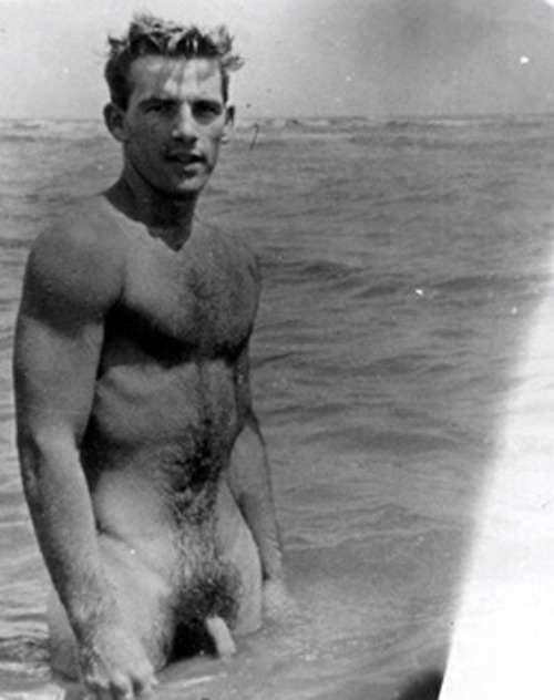 Porn photo benwebster:  vintage swimmer (via benwebster)