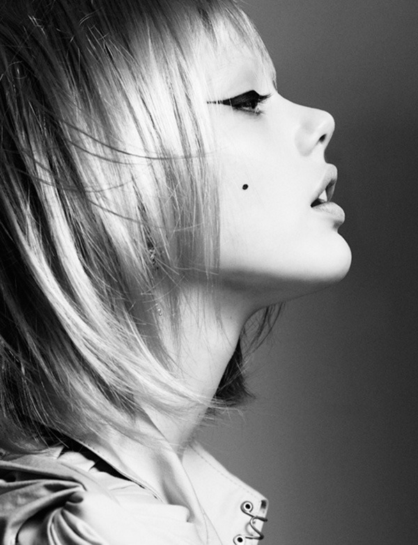 Frida Gustavsson by Greg Kadel for Vogue Deutsch, Mar 2010via: touchpuppet