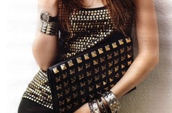 purpleshoelace:  I like studded stuffs.