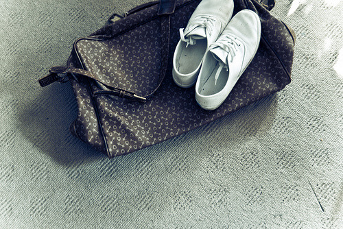 (via papertissue)