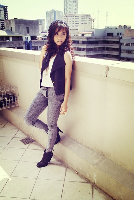 lovelikegraffiti:  Model: KimStyled by: Ana PalomoPhoto by: Yours truly :) 