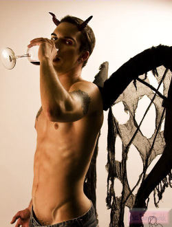 mydarkerside: Devil made me do it&hellip;