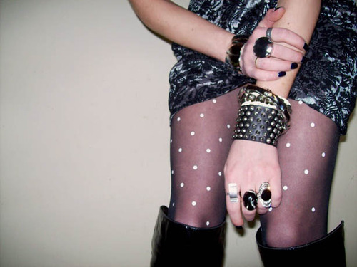(via raindropsonredroses)