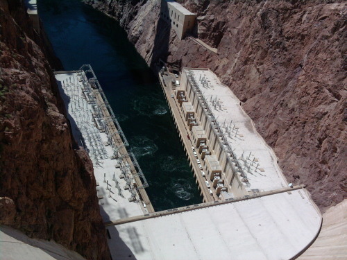 Hoover Dam continued again and Lake Mead. The white on the rocks is where the water used to be…
