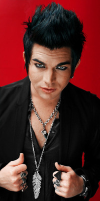 fuckyeahglamberts:  Adam’s press photo while in Japan