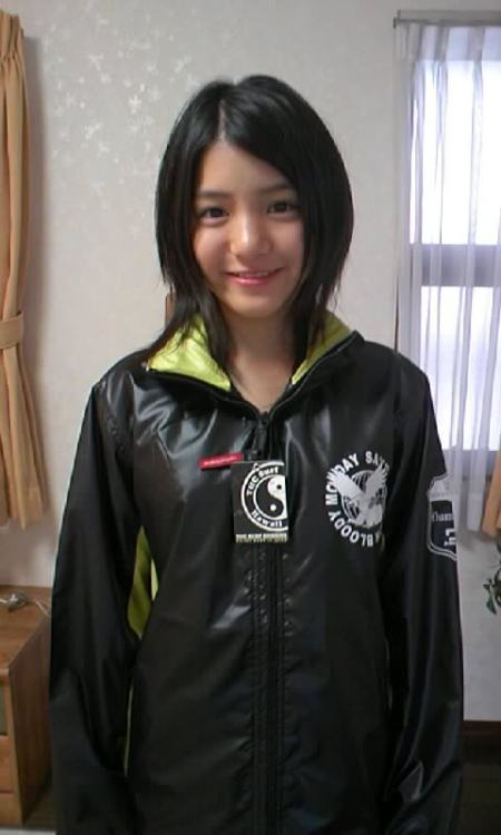 bbsmaster: uragirl:  ruir.jpg  川島海荷