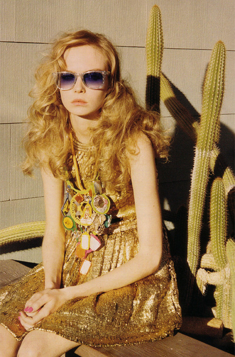 sore-thumbelina:  Siri Tollerod in ”Desert Rose” by Venetia Scott (Vogue UK