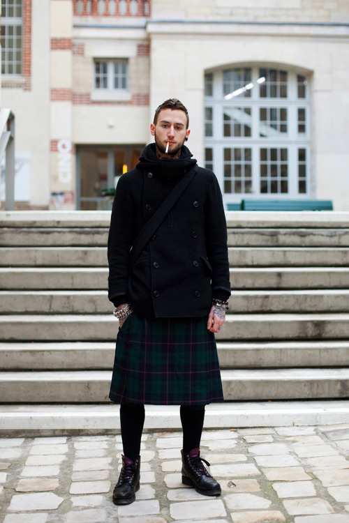 Sex genderqueer:   transartorialism:   The Sartorialist: pictures