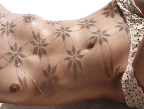 suggarpixxie:  momongamon:  (via indx) 