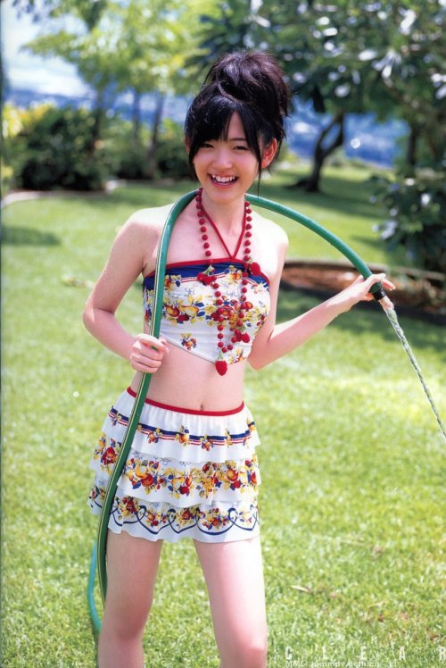 eri-eri-kamei-eri: ojigi30do: rosarosa:  shimmycap:  fuckyeahsuzukiairi:  Airi Suzuki Photobook: Cle