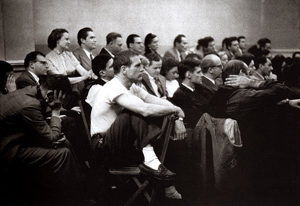 wehadfacesthen:  Paul Newman in acting class, 1950s, photo by Eve Arnold 