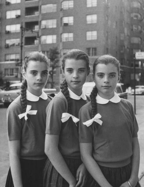 longlongtimeago:  tulletulle:  vladimirnabokov:  NY, NY 1956   