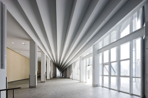 Preston Scott Cohen - Nanjing Performing Arts Center, 2009. Via.