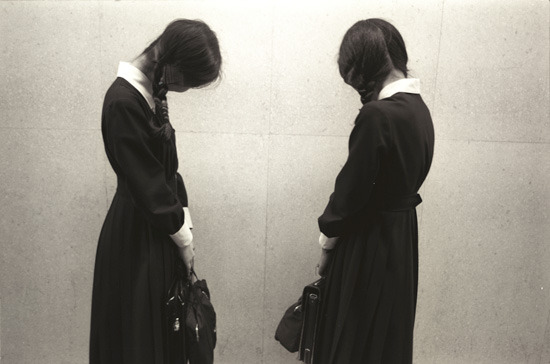 lovelybluepony:  cinnamonkite:  By Greg Girard.  