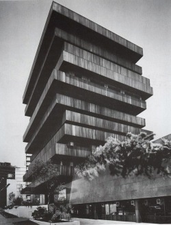Edificio Palma, Mexico adesignd by Juan Sordo