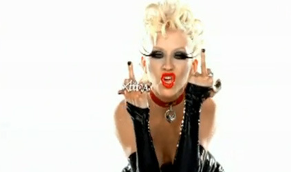I love  the new clip of Christina Aguilera. Christina is  cool! the perfect bitch