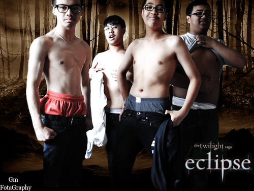 errribati:  (via fuckyeahwolfpack69) @hellokimmy Ewww I hated my body back then  I LOL’D