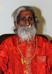 ‘Starving yogi’ astounds Indian scientists
An 83-year-old Indian holy man who says he has spent seven decades without food or water has astounded a team of military doctors who studied him during a two-week observation period…
Read the full story>>...