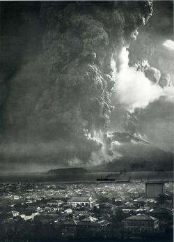 Sakurajima  | 桜島 1914 eruption as seen