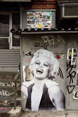 jockohomo:  Unknown New York Marilyn Graffiti via (Jakedobkins Flickr)  I&rsquo;m Having A Laugh.