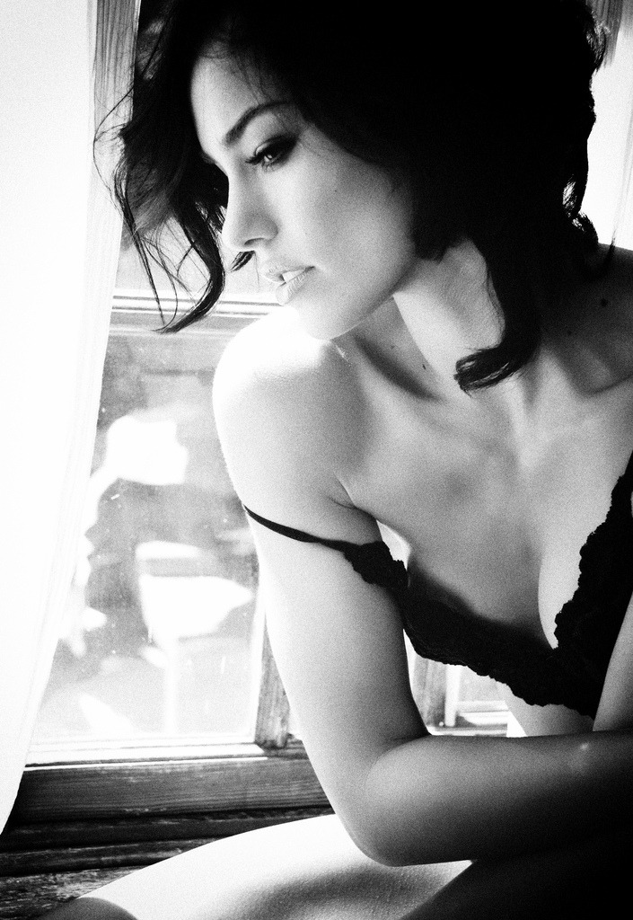 yasmeen2:  beautifulwomeninphotography 