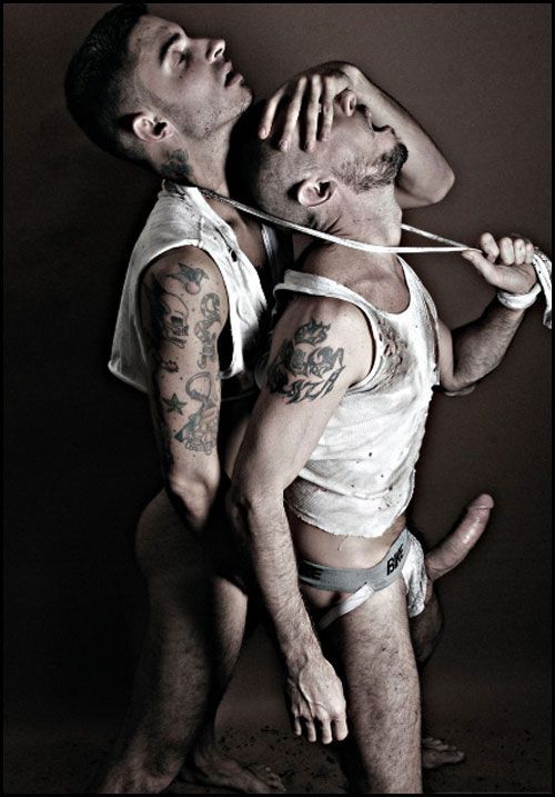 turningpointstudio:  allthingspenis:  (via foto-maniac, damnhot)   Naked Celebrites: http://bestgayimages.blogspot.com/ Jockstraps: http://jockoclock.blogspot.com/    