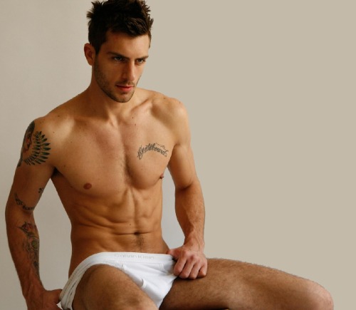 twofishworld:  cremeofthemen:  Uh, yeah wow.  