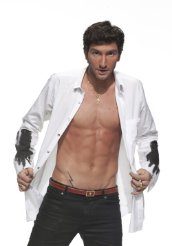 Whytheyrehot:  Why He’s Hot: Take A Good Look At Him, Ladies. This Is Evan Lysacek.
